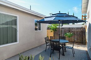 Comfy Retreat With Yard & Cozy Interiors