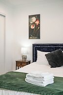 Comfy Retreat With Yard & Cozy Interiors