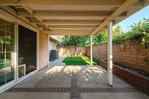 Spacious Retreat w Modern Decor and Private Yard