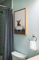 Spacious Retreat w Modern Decor and Private Yard