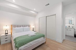 Not Affected by the Fire/modern 5BR Home With Parking, Near LA Attract