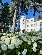 Oficerski Yacht Club Resort & Spa