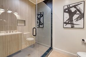 Indoor Pool Hot Tub Firepit Theater All-season Retreat Kings Crown by 