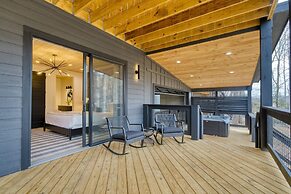 Indoor Pool Hot Tub Firepit Theater All-season Retreat Kings Crown by 