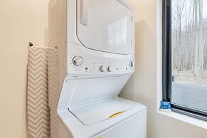 Indoor Pool Hot Tub Firepit Theater All-season Retreat Kings Crown by 