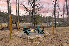 Indoor Pool Hot Tub Firepit Theater All-season Retreat Kings Crown by 