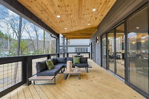 Indoor Pool Hot Tub Firepit Theater All-season Retreat Kings Crown by 