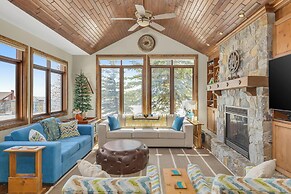 Snow Therapy Chalet Ski In Out & Hot Tub