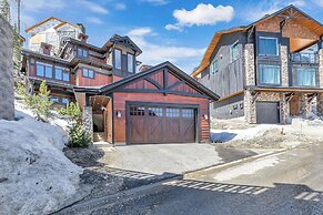 Snow Therapy Chalet Ski In Out & Hot Tub