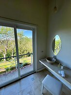 Asclepios Wellness & Healing Retreat