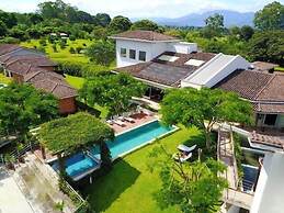 Asclepios Wellness & Healing Retreat
