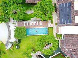 Asclepios Wellness & Healing Retreat