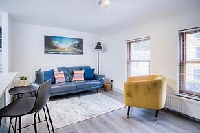 Sandy Steps - 1 Bedroom Apartment - Tenby