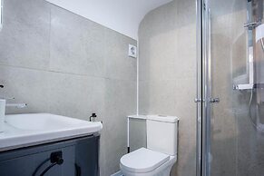 Sandy Steps - 1 Bedroom Apartment - Tenby