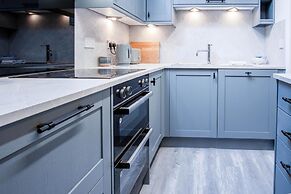 Sandy Steps - 1 Bedroom Apartment - Tenby