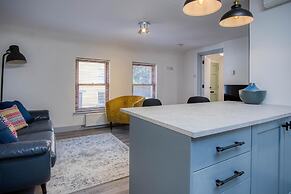 Sandy Steps - 1 Bedroom Apartment - Tenby