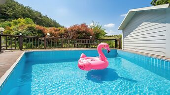 Geoje Come and Stay Pension