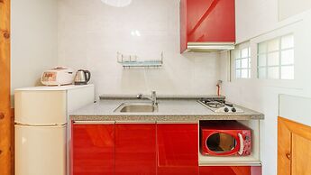 Geoje Come and Stay Pension