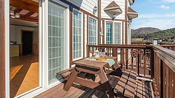 Geoje Come and Stay Pension