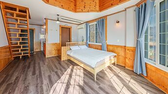 Geoje Come and Stay Pension
