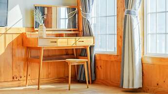 Geoje Come and Stay Pension