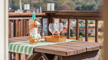 Geoje Come and Stay Pension