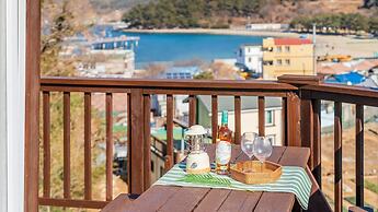 Geoje Come and Stay Pension