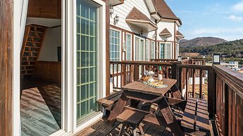 Geoje Come and Stay Pension