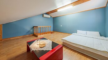 Geoje Come and Stay Pension