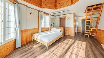 Geoje Come and Stay Pension