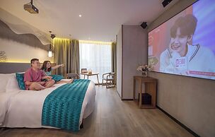 Mehood Lestie International Hotel Chongqing Yuzhong Lianglukou Metro B