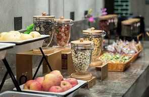 Mehood Lestie International Hotel Nancun Wanbo Metro Station Branch