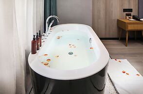 Mehood Lestie International Hotel Nancun Wanbo Metro Station Branch