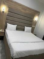 HP LUXURY HOTEL and SUITES