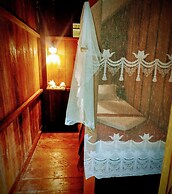 Six Degrees Off-Grid