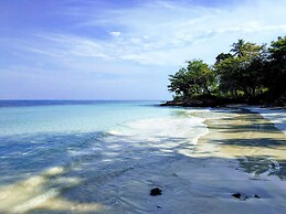 Six Degrees Off-Grid