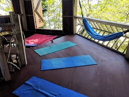 Six Degrees Off-Grid