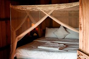 Six Degrees Off-Grid