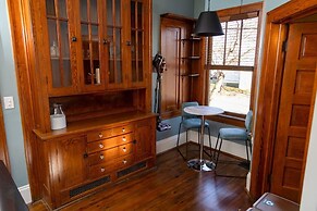 The Winona House - Boutique Hotel Near Downtown