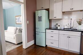 The Winona House - Boutique Hotel Near Downtown