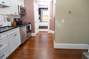 The Winona House - Boutique Hotel Near Downtown