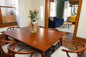 The Winona House - Boutique Hotel Near Downtown