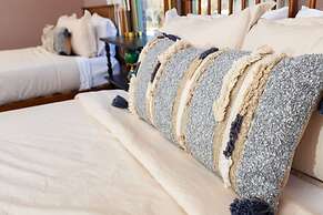 The Winona House - Boutique Hotel Near Downtown