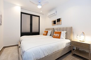 The Elegant Condo by Acomodo