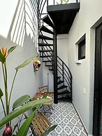 The Rooftop Condo by Acomodo