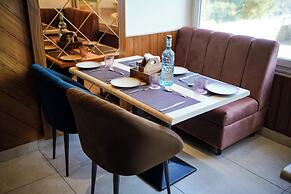 Uno Premium Dalhousie