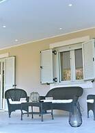 Casa Sorgente by Corfuescapes