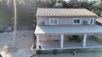 Casa Sorgente by Corfuescapes