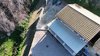 Casa Sorgente by Corfuescapes