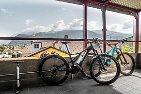 Am Schloss Guest House